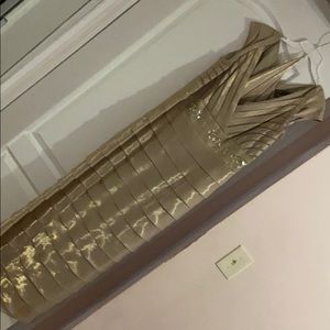 ⭐️Gorgeous Gold ruffled maxi dress